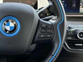 BMW i3 BMW i3 120Ah 42 kWh, PANO, NAVI, CRUISE, LED, ECC-AIRCO, CAMERA, STOELVERWARMING, LICHTMETAAL 18