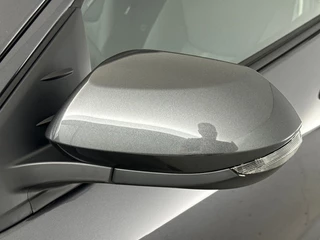 Toyota Yaris Toyota Yaris 1.5 Hybrid 115 Business | Parkeersensoren voor + achter | Stuurverwarming | Stoelverwarming - afbeelding nr 30