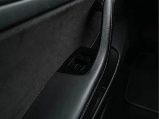 Tesla Model 3 (INCL-BTW) Aut. *PANO | AUTO-PILOT | NAPPA-LEATHER | KEYLESS | FULL-LED | MEMORY-PACK | SURROUND-VIEW | DAB | CARPLAY | DIGI-COCKPIT | LANE-ASSIST | COMFORT-SEATS | 19