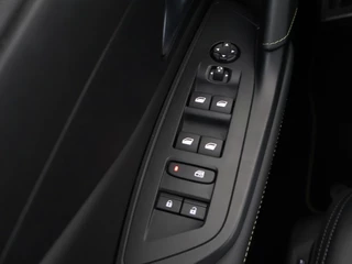 Peugeot 308 Peugeot 308 SW 1.6 Plug-in Hybrid 225 GT | Leder | Stoelmassage | 360° Camera - afbeelding nr 13