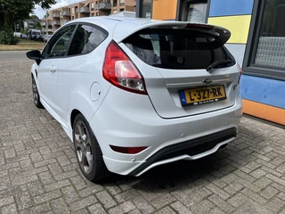 Ford Fiesta Ford Fiesta 1.6 ST2 - afbeelding nr 12
