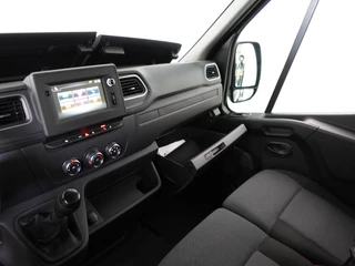 Renault Master Renault Master T33 2.3 dCi 135PK L2H2 Work Edition Airco Cruise Camera Navigatie Parkeersensoren Trekhaak - afbeelding nr 24