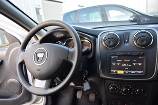 Dacia Sandero Dacia Sandero 0.9 TCe Lauréate | Navigatie | Trekhaak | Airco | - afbeelding nr 17