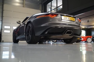 Jaguar F-Type Jaguar F-Type P300, 2.0T R-Dynamic like new (2019) - afbeelding nr 43