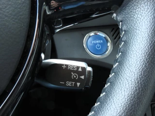 Toyota Yaris Toyota Yaris 1.5 Hybrid Dynamic | NAVI | ACHTERUITRIJCAMERA | KEYLESS ENTRY | CRUISE CONTROL | DEALER ONDERHOUDEN | - afbeelding nr 20