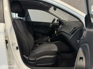 Hyundai i20 Hyundai i20 1.0 T-GDI Comfort NAVI / CAMERA / TREKHAAK / NAP - afbeelding nr 10
