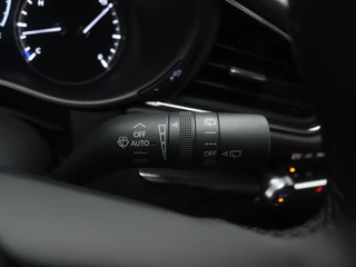 Mazda CX-30 Mazda CX-30 2.0 e-SkyActiv-G Exclusive-line automaat met Black Comfort Pack : dealer onderhouden - afbeelding nr 27