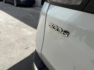 Peugeot 3008 Peugeot 3008 1.6 PureTech GT Line|Pano|Massage|Trekhaak|Leer - afbeelding nr 11