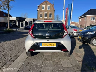 Toyota Aygo Toyota Aygo 1.0 VVT-i x-play | FABRIEKSGARANTIE 20-12-2031 - afbeelding nr 4