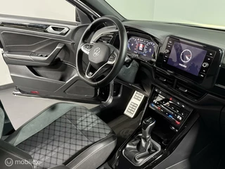 Volkswagen T-Roc Volkswagen T-Roc 1.5 TSI 3X R-LINE | UNIEK | CARPLAY | PANO - afbeelding nr 17