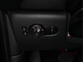 MINI Electric (INCL-BTW) Aut. *PANO | FULL-LEATHER | HEAD-UP | FULL-LED | HARMAN/KARDON-SOUND | KEYLESS | CAMERA | SPORT-SEATS | NAVI-FULLMAP | HEATED-SEATS | AMBIENT-LIGHT | DAB | DIGI-COCKPIT | 17