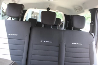 Dacia Lodgy Dacia Lodgy 1.3 TCE 130pk STEPWAY 7-PERS. Airco Navi bluetooth Cruise Camera erg mooi!! - afbeelding nr 30