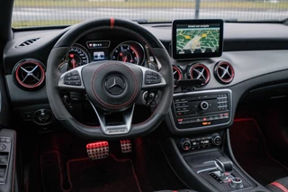 Mercedes-Benz GLA Mercedes-Benz GLA-klasse AMG 45 4MATIC | Schaalstoelen - afbeelding nr 5