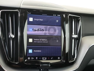 Volvo XC60 Volvo XC60 T8 AWD Plus Dark | Panoramadak | 360° Camera | Dodehoekdetectie - afbeelding nr 24