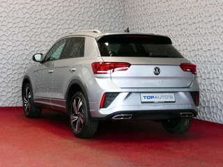 Volkswagen T-Roc Volkswagen T-Roc 1.5 TSI 150PK R-LINE EVO IQ LIGHT ALCANTARA ELEK.KLEP CARPLAY STOEL/STUUR VERW. 18