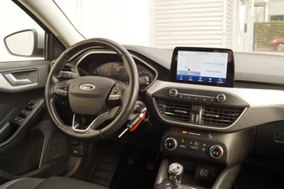 Ford Focus Ford Focus Wagon 1.0 Ecoboost 124pk Hybrid Trend Edition Business - afbeelding nr 10