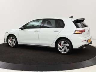 Volkswagen Golf Volkswagen Golf 1.4 eHybrid GTE | Camera | Adaptive cruise |  Carplay | Navigatie | Sportstoelen | Full LED | Sfeerverlichting | PHEV - afbeelding nr 2