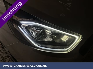 Ford Transit Custom Ford Transit Custom 2.0 TDCI 131pk L1H1 Inrichting Euro6 Airco | Camera | Navigatie | LED | Apple Carplay Cruisecontrol, Stoelverwarming, Verwarmde voorruit, Parkeersensoren, Bijrijdersbank - afbeelding nr 7