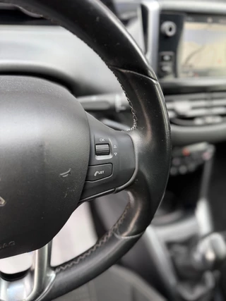 Peugeot 208 Peugeot 208 1.2 PureTech Allure - afbeelding nr 30