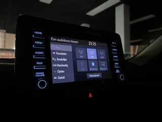 Toyota Yaris Toyota Yaris 1.5 Hybrid | Lane | Carplay | Cam | Cruise |LED - afbeelding nr 18