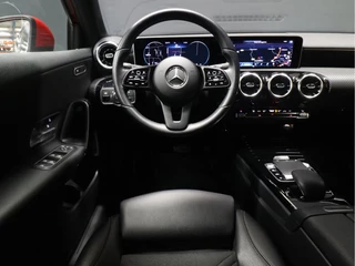 Mercedes-Benz A-Klasse [CAMERA, APPLE CARPLAY, ANDROID AUTO, STOELVERW., FLIPPERS, NIEUWSTAAT] - afbeelding nr 9