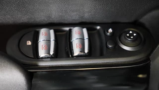 MINI Cooper Mini Mini 1.5 Cooper Chili / AUT / 5 Deurs / Open Panoramadak / Navi / Ecc / Elek Pakket / Led / Pdc / 17 Inch - afbeelding nr 16