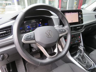 Volkswagen T-Roc Volkswagen T-Roc 1.5 TSI 150pk DSG-aut. LIFE BNS / Navi / Trekhaak afn.baar / Stoelverw. / FABRIEKS garantie - afbeelding nr 30