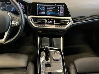 BMW 3 Serie BMW 3-serie Touring 320e Sportline Aut-8 Panoramadak HUD Laser Licht Adaptive Cruise Trekhaak Leder Navi PDC VA - afbeelding nr 15