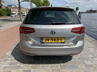 Volkswagen Passat Volkswagen Passat Variant 1.4 TSI ACT Connected Series Aut Navi ECC Pano Trekhaak - afbeelding nr 45