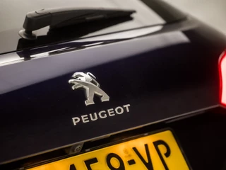 Peugeot 308 Automaat (PANORAMADAK, APPLE CARPLAY, GROOT NAVI, 360 CAMERA, LEDER, SPORTSTOELEN, TREKHAAK, GETINT GLAS, CRUISE, NIEUWE APK, NIEUWSTAAT) - afbeelding nr 30