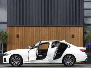 BMW 3 Serie BMW 3 Serie 330e 292PK M-sport / High Executive / LED - afbeelding nr 6