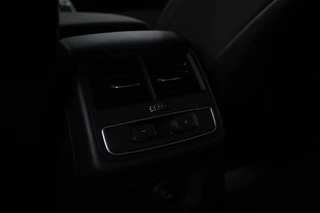 Audi A4 Audi A4 Limousine 35 TFSI Launch edition Sport Automaat, Navigatie, Sportstoelen, 19 inch! - afbeelding nr 21