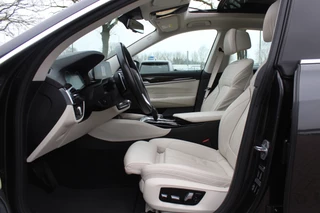 BMW 6 Serie BMW 6 Serie Gran Turismo 630i High Exe. Edition 68.661 km! / Panoramadak / 360Camera / Head-up / Luchtvering / 20'' / Luxe Leder / Safety Pack / Luxury Line / Navigatie / Stoelverwarming - afbeelding nr 10