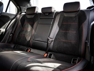 Mercedes-Benz A-Klasse Mercedes A-klasse A200 AMG|FACELIFT|PANO|BURMESTER|CAMERA - afbeelding nr 13
