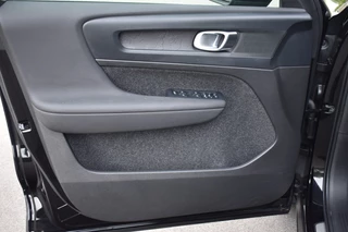 Volvo XC40 Volvo XC40 Recharge Core 231/70kWh | Climate | 19'' All Season | Warmtepomp - afbeelding nr 13