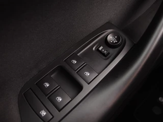 Opel Astra TREKHAAK / SPORTSTOEL / CARPLAY / DAB+ / CRUISE / PDC / BLUETOOTH / NL-AUTO - afbeelding nr 38
