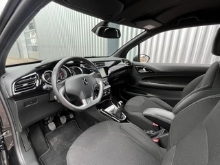 Citroën DS3 Citroën DS3 1.2 PureTech So Chic | Navigatie | Premium Audio | Climate Contr - afbeelding nr 19