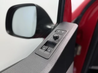 Volkswagen Transporter Volkswagen Transporter 2.0 TDI L2H1 Automaat | Airco | Marge | Trekhaak - afbeelding nr 17