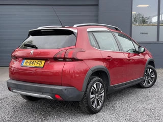 Peugeot 2008 Peugeot 2008 1.2 PureTech GT-line 1e Eigenaar,Navi,Pano,Camera,Clima,Cruise,Halfleder,Stoelverwarming,110pk,PDC,APK tot 08-2025 - afbeelding nr 2