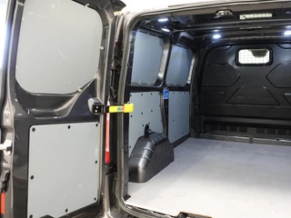 Ford Transit Custom Ford Transit Custom 170pk Automaat L1H1 Limited Raptor Edition Navigatie Airco Cruise control ACC Parkeersensoren Sport - afbeelding nr 40