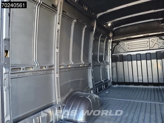 Iveco Daily Iveco Daily 35C18 3.0L180PK Automaat Dubbellucht L2H2 ACC Navi Camera 12m3 Airco - afbeelding nr 18