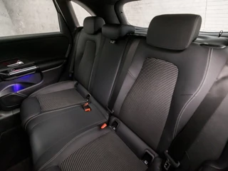 Mercedes-Benz B-Klasse 218Pk Automaat (APPLE CARPLAY, SFEERVERLICHTING, GROOT NAVI, WIDE SCREEN, CAMERA, LEDER, STOELVERWARMING, SPORTSTOELEN, KEYLESS, DAB+, ZWART HEMEL, NIEUWSTAAT) - afbeelding nr 16