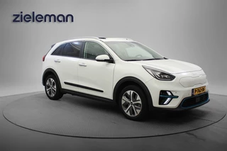 Kia e-Niro DynamicPlusLine 64 kWh - Carplay, Dakraam, Half Leer, Camera, Stoelverw. SOH 100%