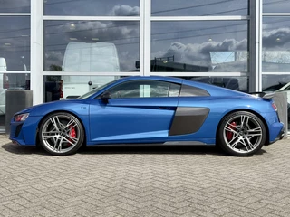 Audi R8 Audi R8 5.2 Performance Quattro|B&O|KERAMISCH|CARBONPAKKET| - afbeelding nr 4