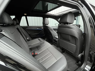 BMW 5 Serie BMW 5 Serie Touring 530e xDrive High Executive | M-Sportpakket | Panorama Dak - afbeelding nr 17