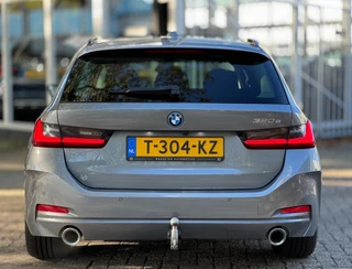 BMW 3 Serie BMW 3-serie Touring 320e Nieuwstaat AUT Pano Plug in hybrid Wide screen Elek.Trekhaak Stoelverwarming Adaptive LED - afbeelding nr 28