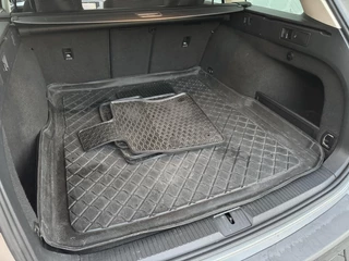 Volkswagen Passat Volkswagen Passat Variant 1.6 TDI Highline PANO DSG trekhaak - afbeelding nr 33