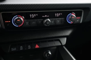 Audi A1 Audi A1 Citycarver 30TFSI S-Line Automaat Virtual/Stoelverw/Keyless/Led - afbeelding nr 28