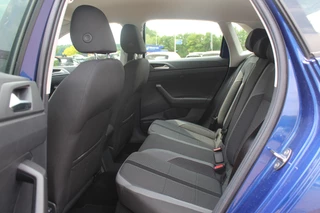 Volkswagen Polo Volkswagen Polo 1.0 TSI Highline Automaat 6.712 km! / NIEUWSTAAT! / Camera / Virtual Cockpit / Navigatie / Apple CarPlay / 16'' / Climate Control / Parkeerhulp V+A / ACC - afbeelding nr 11