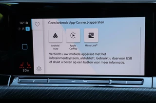 Volkswagen Golf Volkswagen Golf 8 1.5 eTSI / 3x R-Line / DSG / DAB / CarPlay / Navi / 150pk / LED / 18